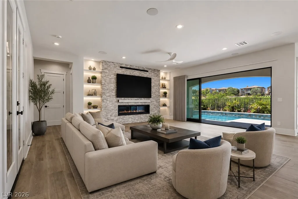 1939 Orchard Mist, Las Vegas, NV 89135