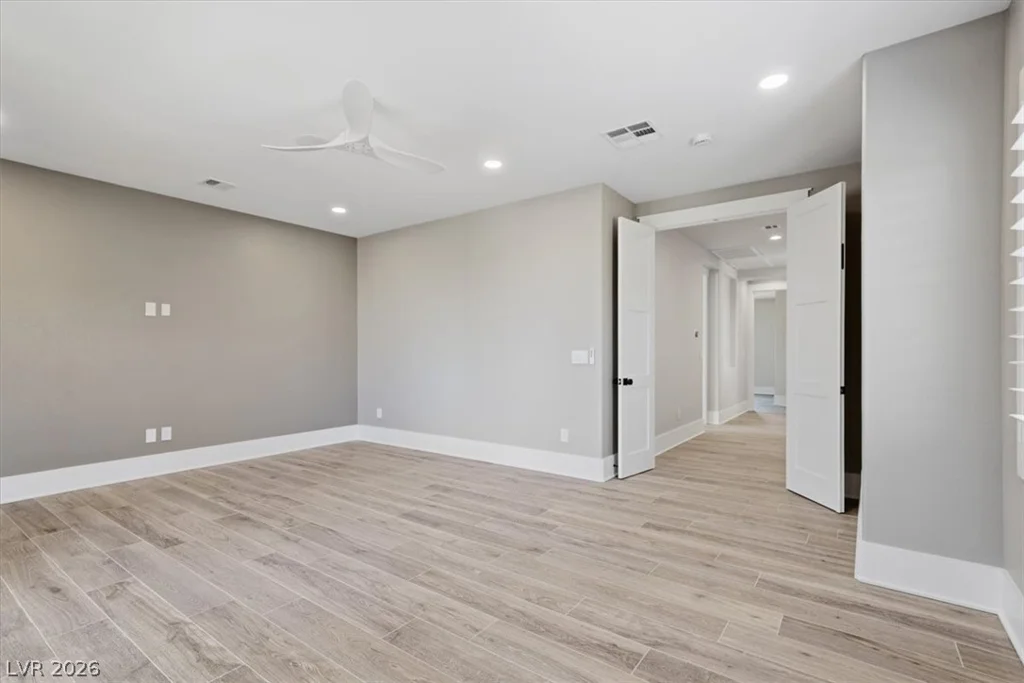 1939 Orchard Mist, Las Vegas, NV 89135