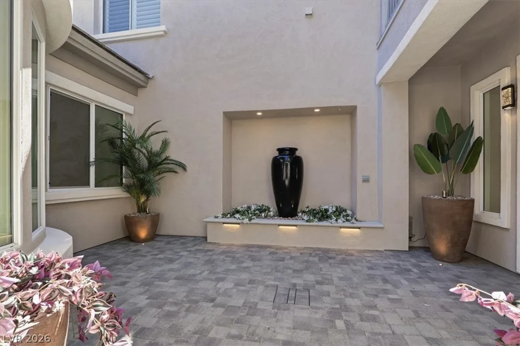 1939 Orchard Mist, Las Vegas, NV 89135