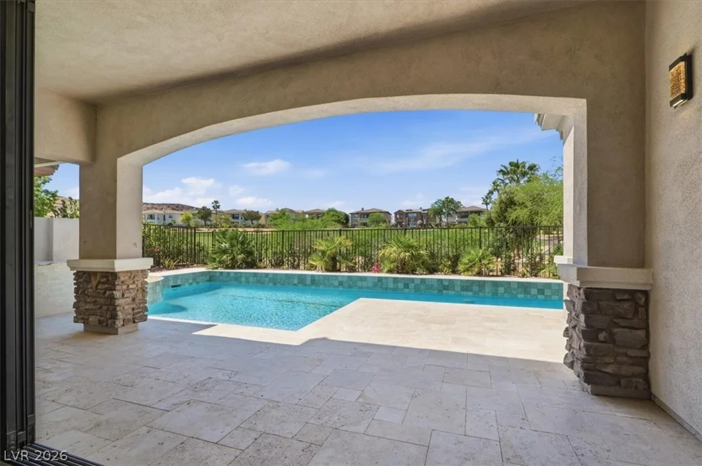 1939 Orchard Mist, Las Vegas, NV 89135