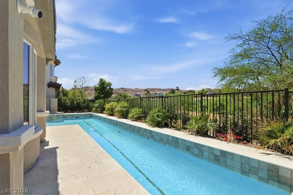 1939 Orchard Mist, Las Vegas, NV 89135