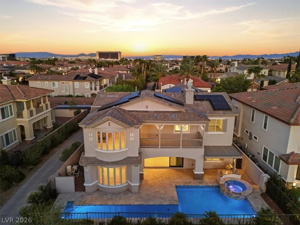 1939 Orchard Mist, Las Vegas, NV 89135