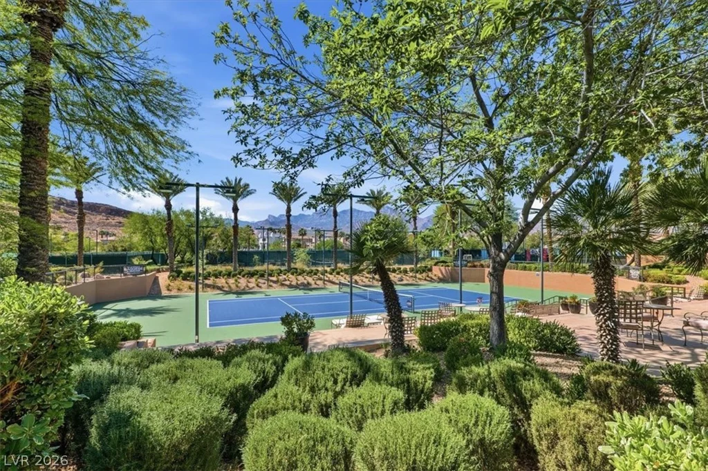 1939 Orchard Mist, Las Vegas, NV 89135