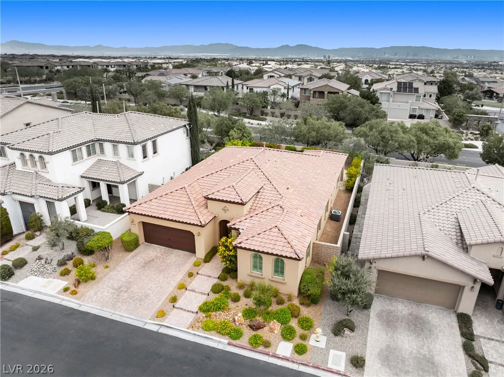 530 Hunter Flat, Las Vegas, NV 89138
