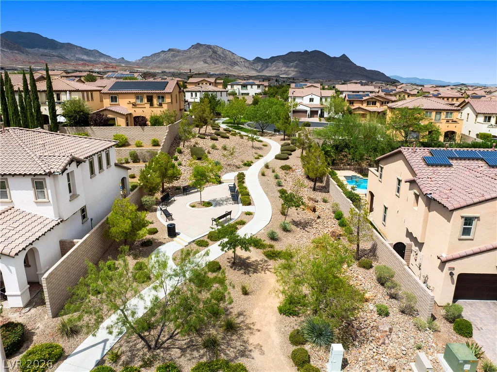 530 Hunter Flat, Las Vegas, NV 89138