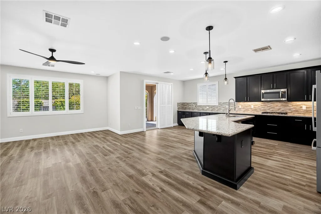 530 Hunter Flat, Las Vegas, NV 89138