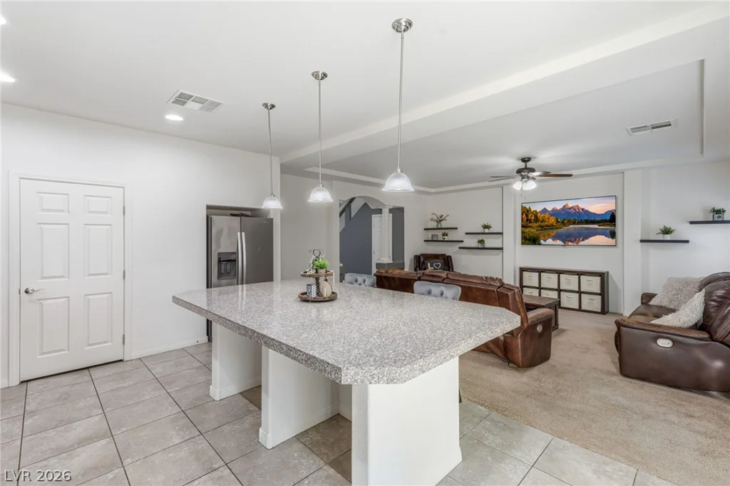 6004 Gordon Creek, Las Vegas, NV 89139