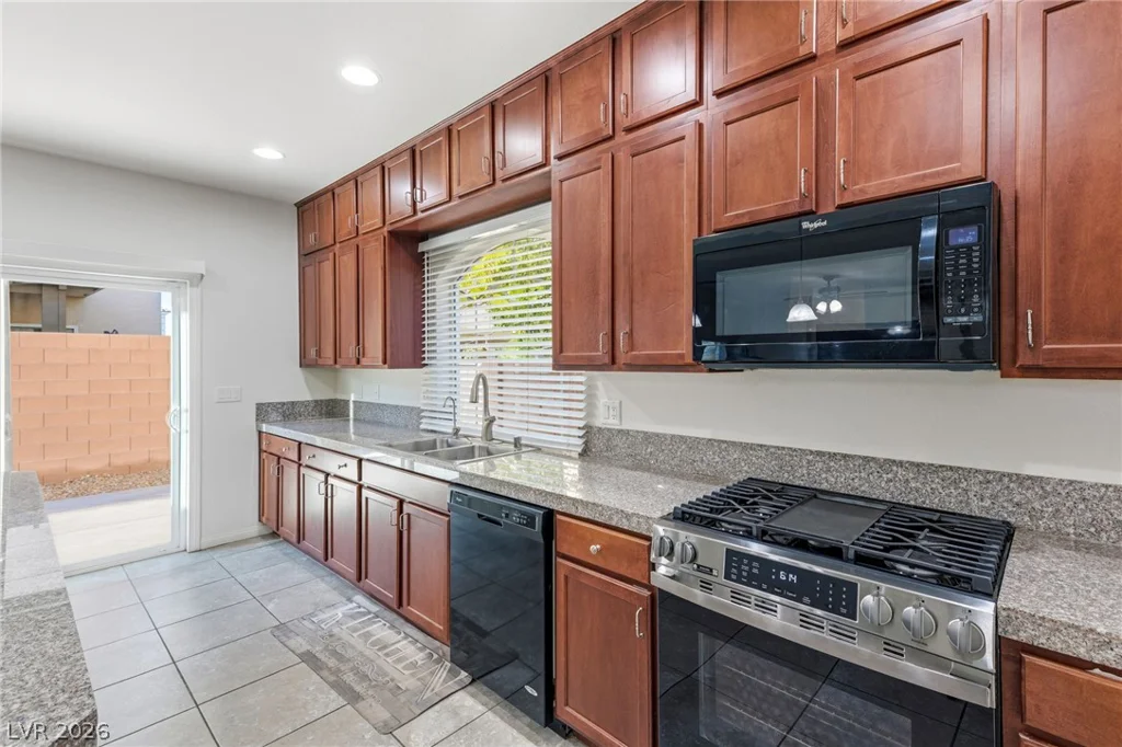 6004 Gordon Creek, Las Vegas, NV 89139