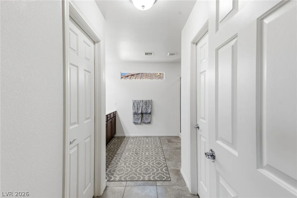 6004 Gordon Creek, Las Vegas, NV 89139