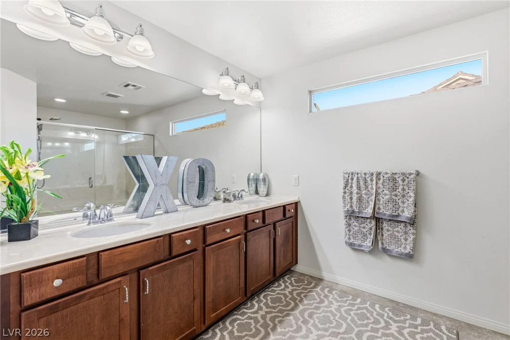 6004 Gordon Creek, Las Vegas, NV 89139