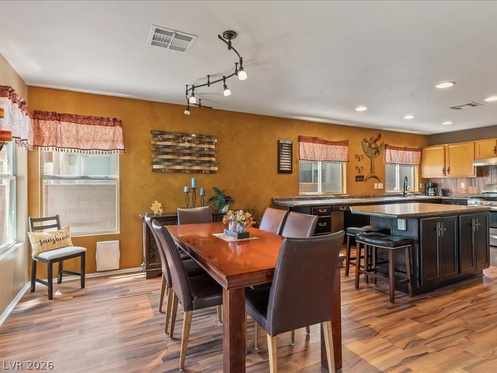 1228 Swanbrooke, Las Vegas, NV 89144