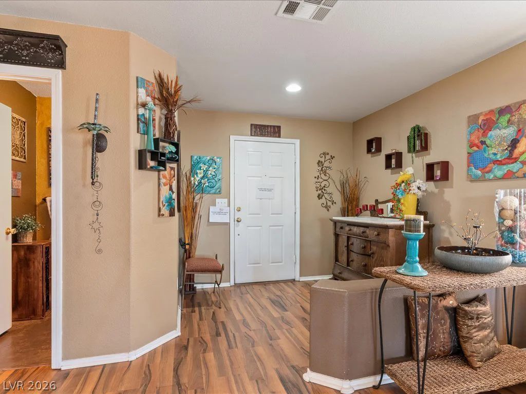 1228 Swanbrooke, Las Vegas, NV 89144