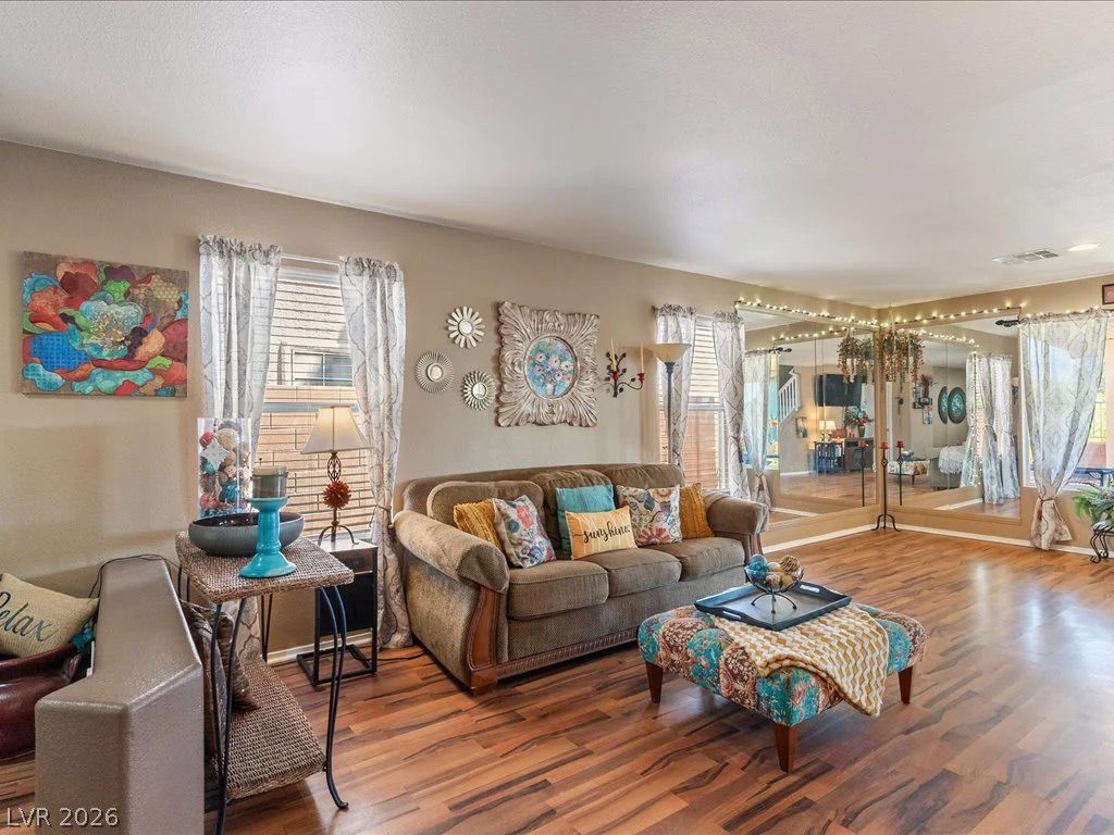 1228 Swanbrooke, Las Vegas, NV 89144