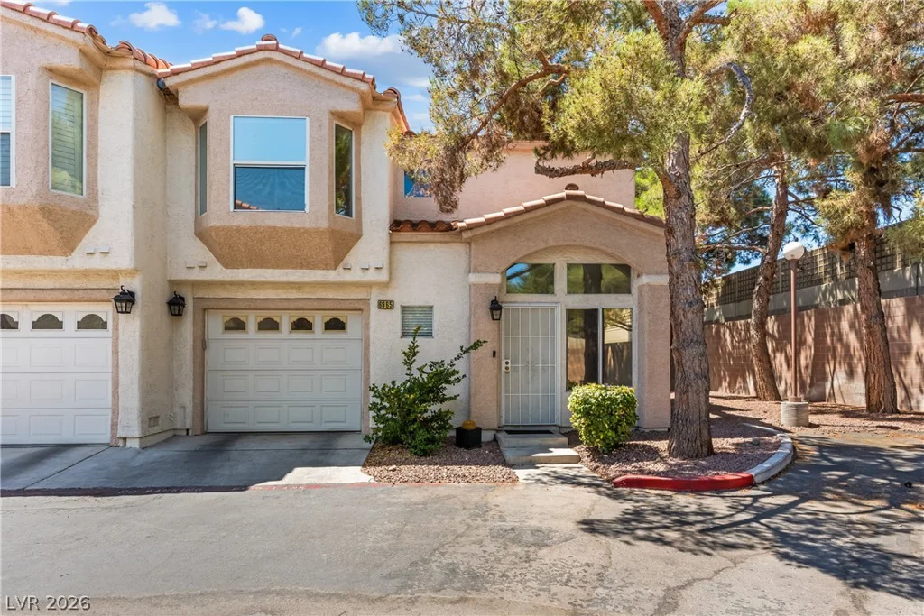 6965 Oyster Shell, Las Vegas, NV 89108