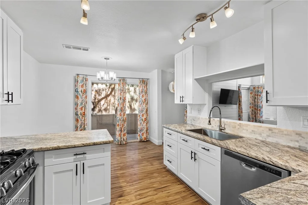 6965 Oyster Shell, Las Vegas, NV 89108