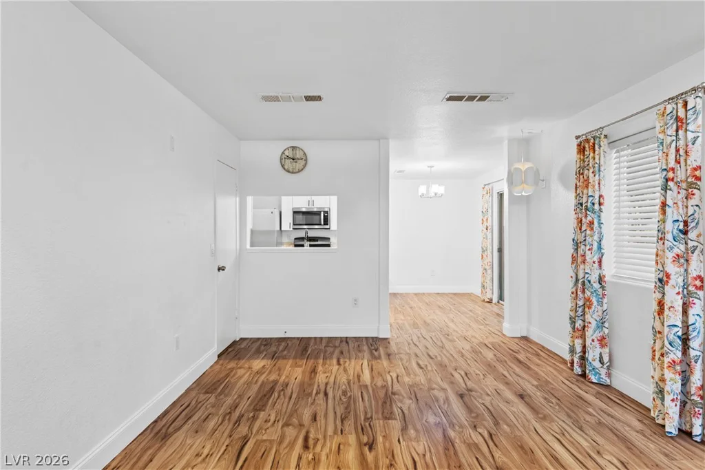 6965 Oyster Shell, Las Vegas, NV 89108