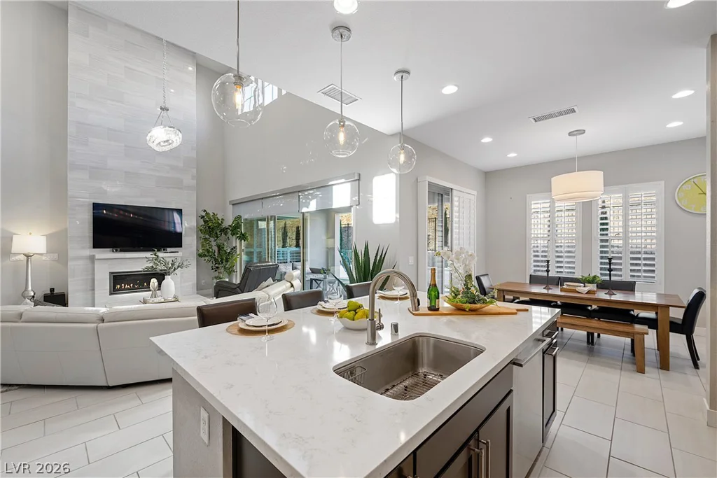 4040 Montone, Las Vegas, NV 89141