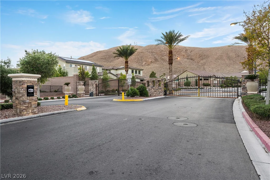 4040 Montone, Las Vegas, NV 89141