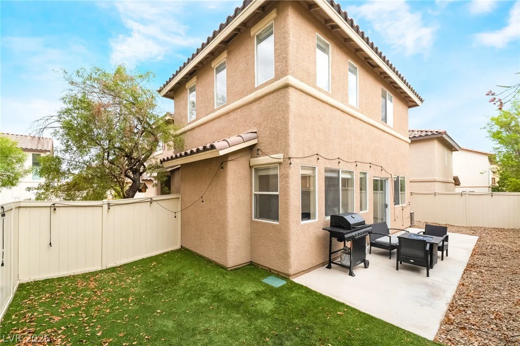 976 Grand Cerritos, Las Vegas, NV 89183