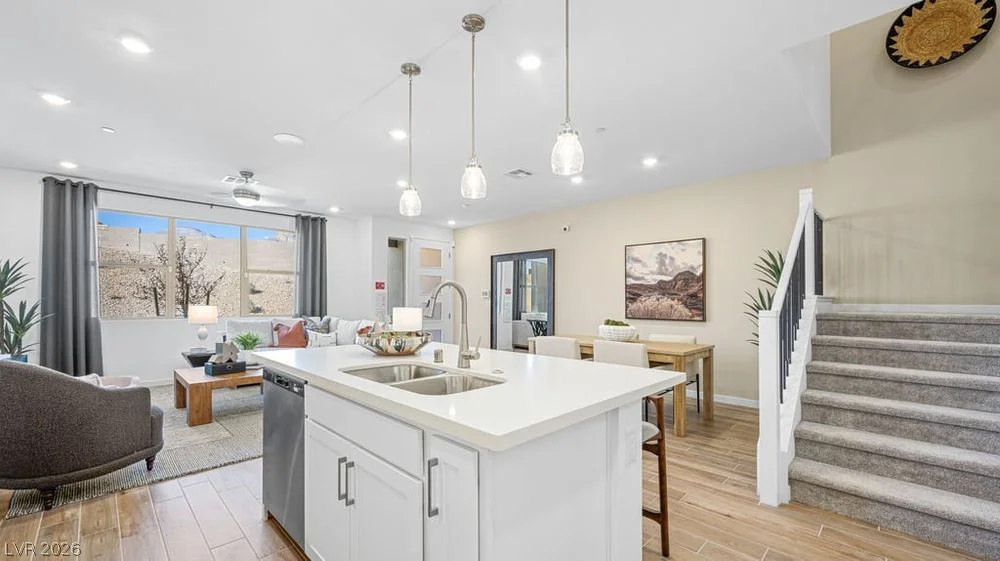 1444 Song Lark, Las Vegas, NV 89138