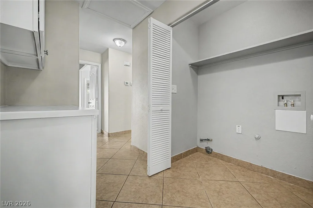 4433 Socrates, North Las Vegas, NV 89031