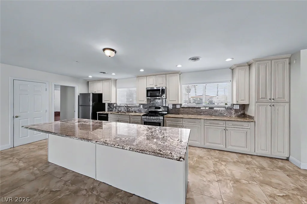 2258 Bridlewood, Las Vegas, NV 89119