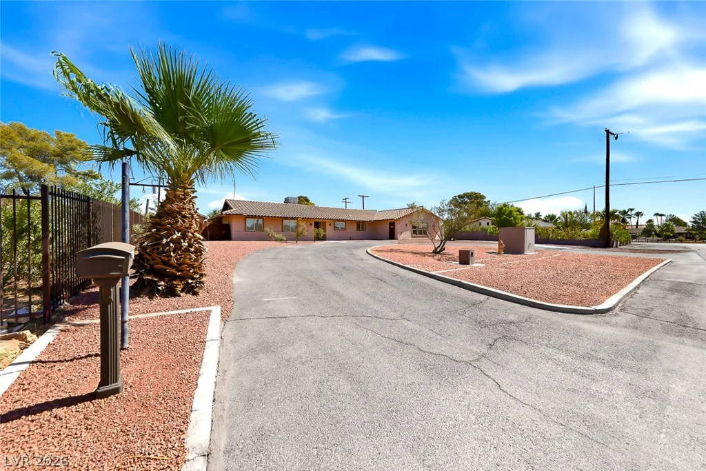 2258 Bridlewood, Las Vegas, NV 89119