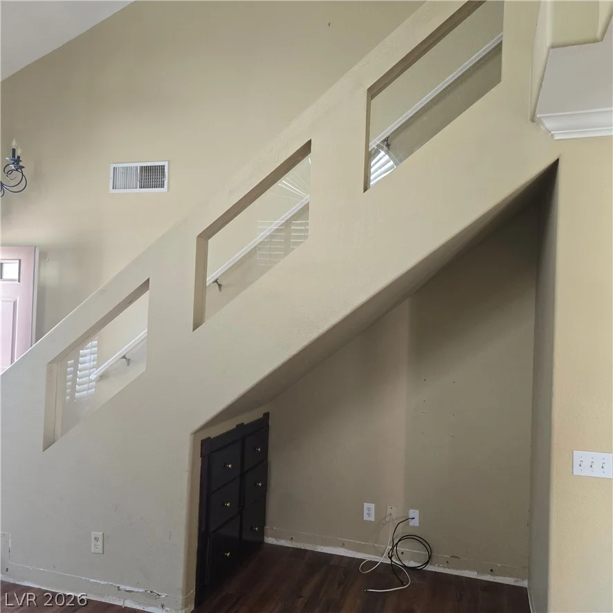 3227 Cheltenham, Las Vegas, NV 89129