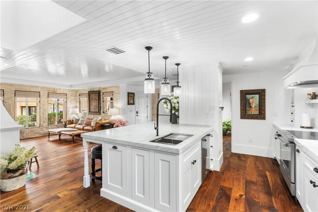 30 Strada Di Villaggio, Henderson, NV 89011