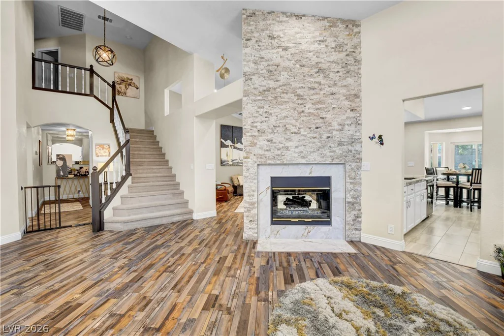 10005 Sail Landing, Las Vegas, NV 89117
