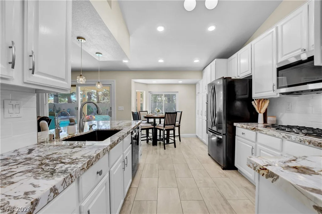10005 Sail Landing, Las Vegas, NV 89117