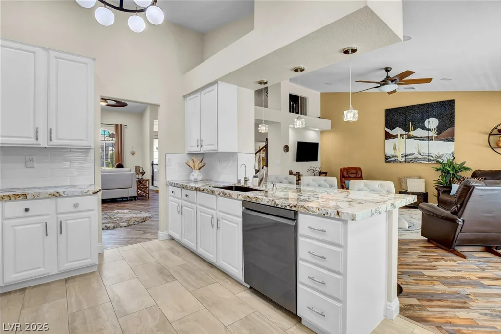 10005 Sail Landing, Las Vegas, NV 89117