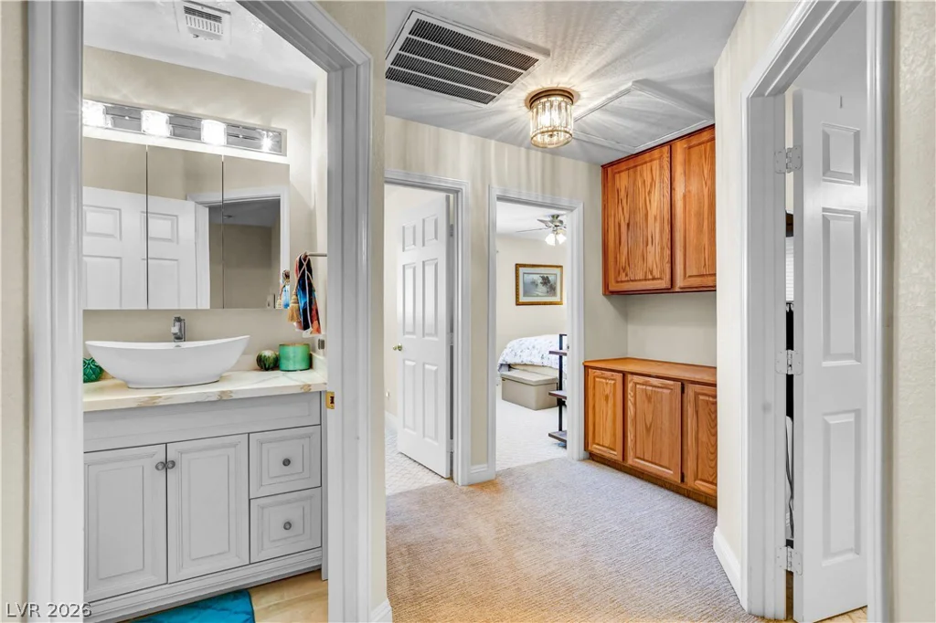 10005 Sail Landing, Las Vegas, NV 89117