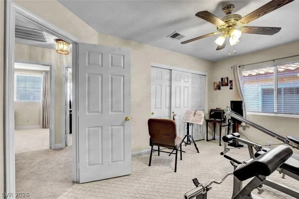 10005 Sail Landing, Las Vegas, NV 89117