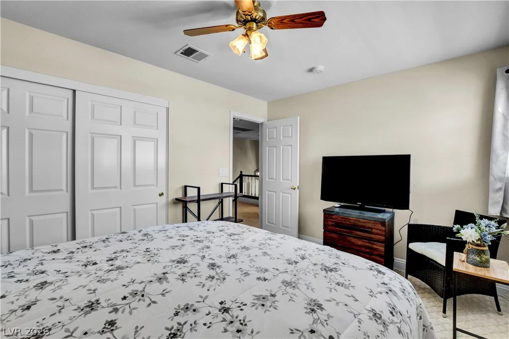 10005 Sail Landing, Las Vegas, NV 89117