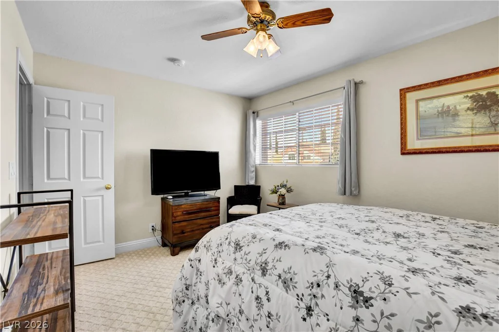 10005 Sail Landing, Las Vegas, NV 89117