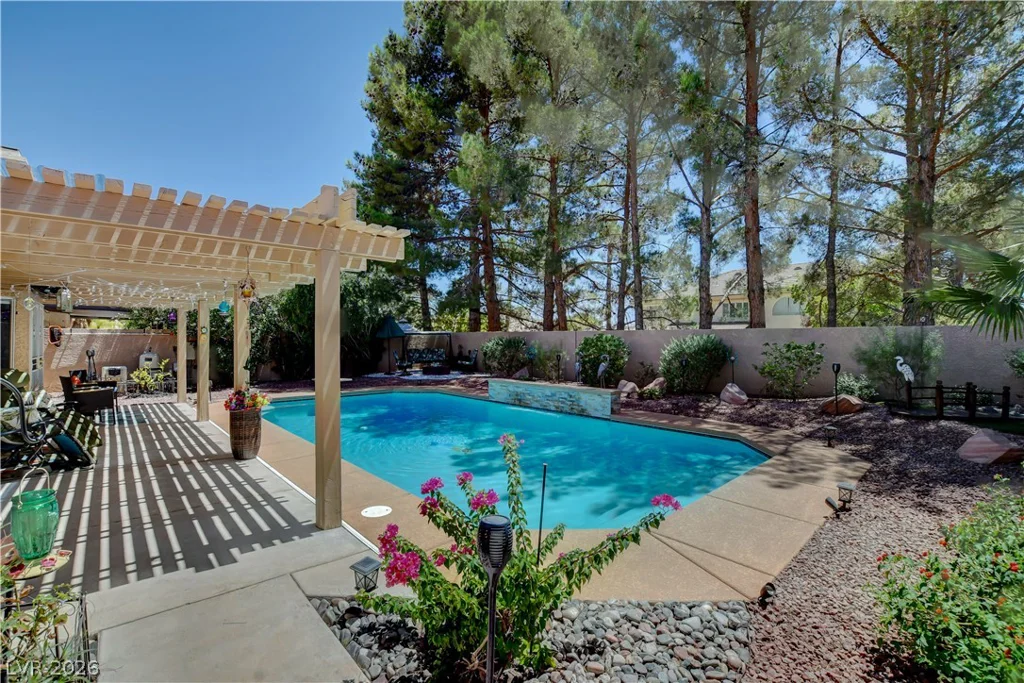 10005 Sail Landing, Las Vegas, NV 89117