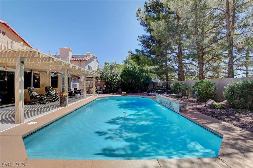 10005 Sail Landing, Las Vegas, NV 89117