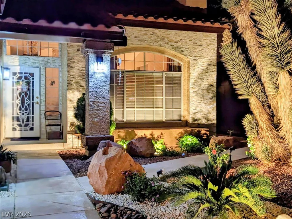 10005 Sail Landing, Las Vegas, NV 89117