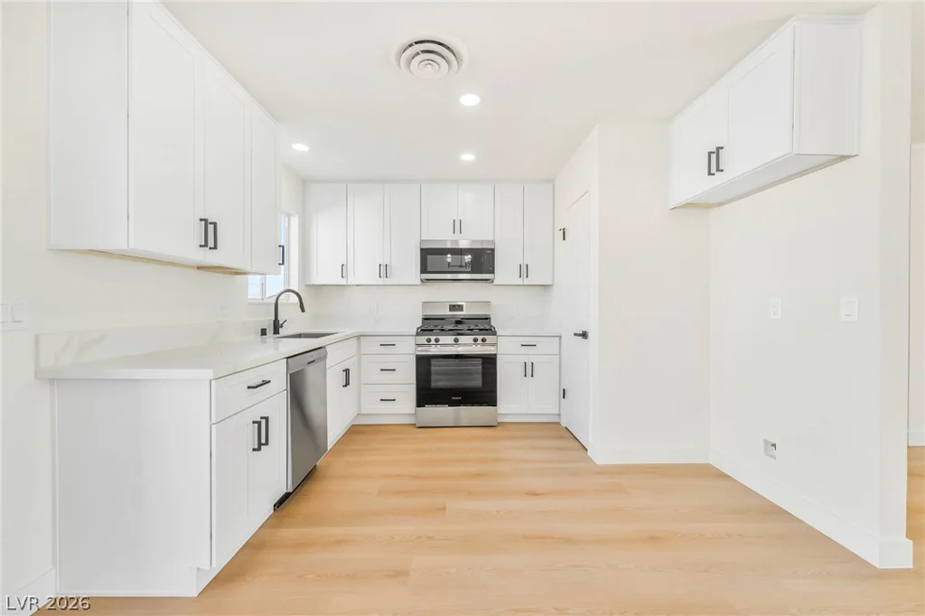 929 Palmetto, Henderson, NV 89015