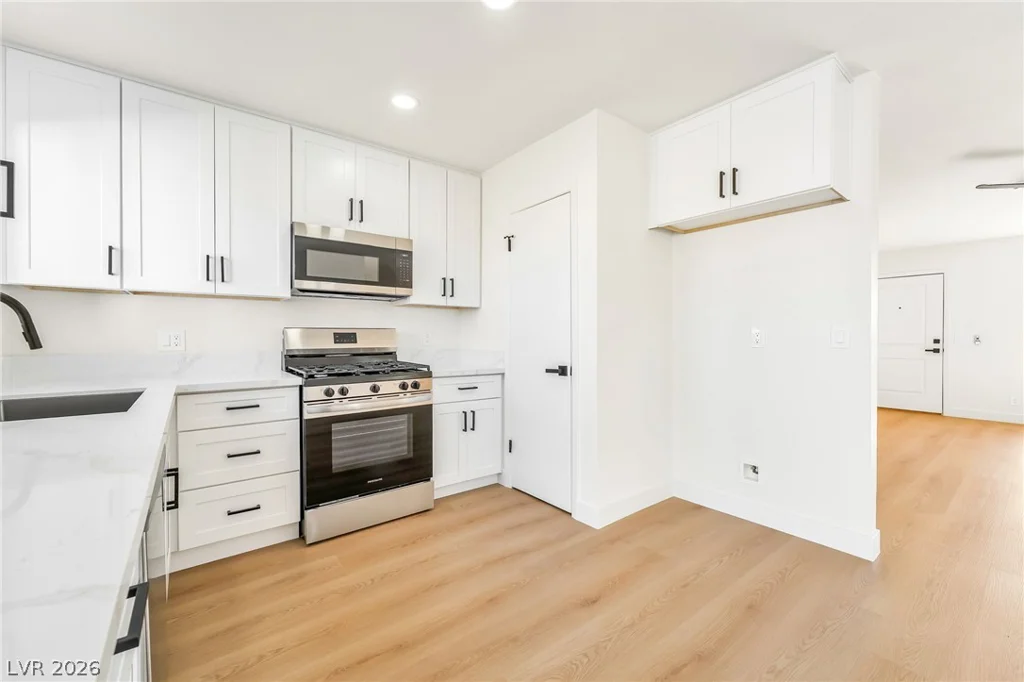 929 Palmetto, Henderson, NV 89015
