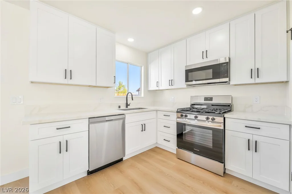 929 Palmetto, Henderson, NV 89015