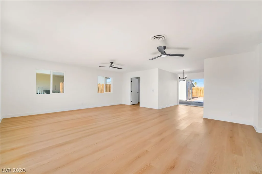 929 Palmetto, Henderson, NV 89015