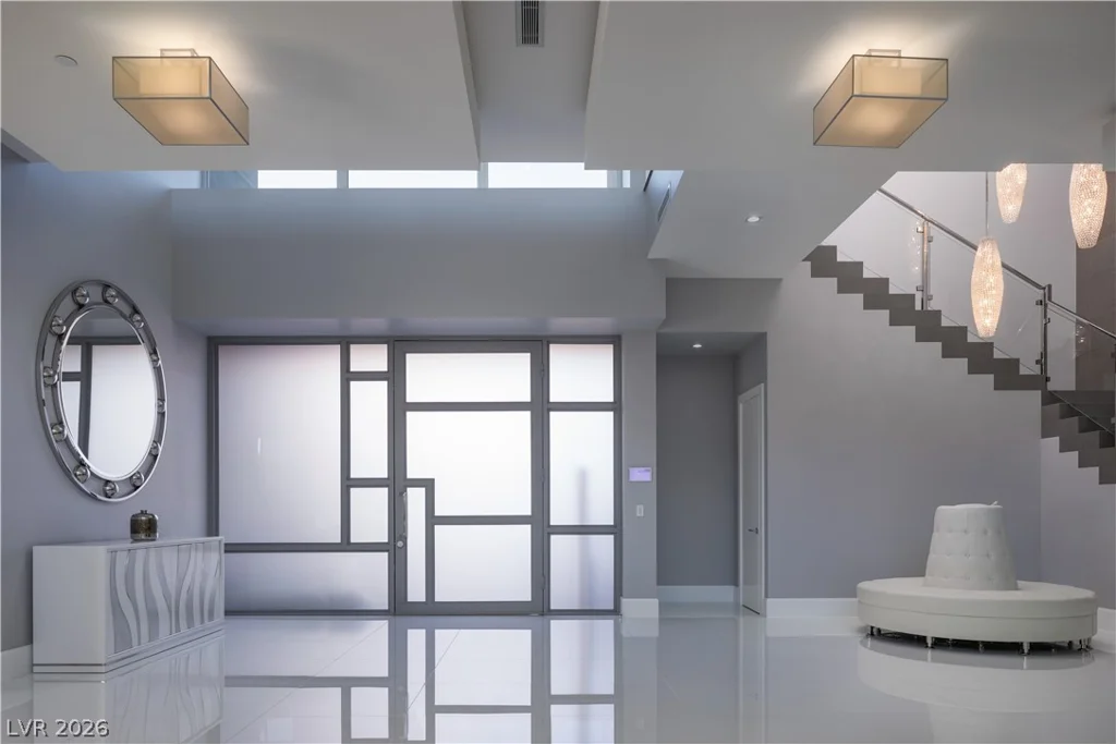 19 Flying Cloud, Las Vegas, NV 89135