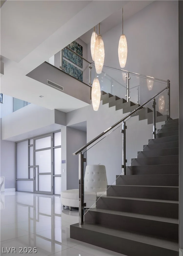 19 Flying Cloud, Las Vegas, NV 89135