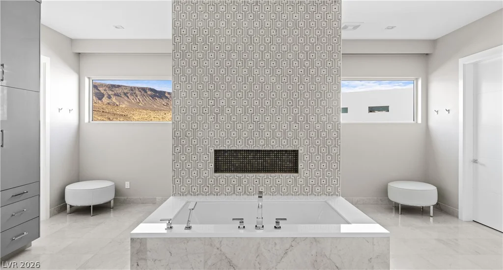 19 Flying Cloud, Las Vegas, NV 89135