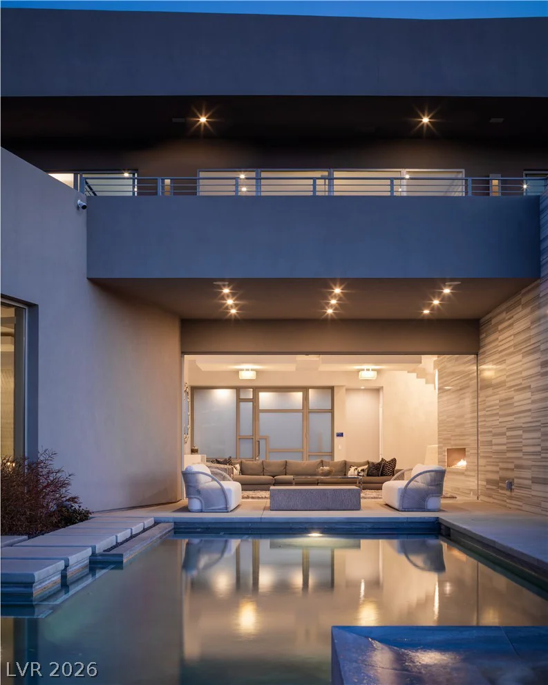 19 Flying Cloud, Las Vegas, NV 89135