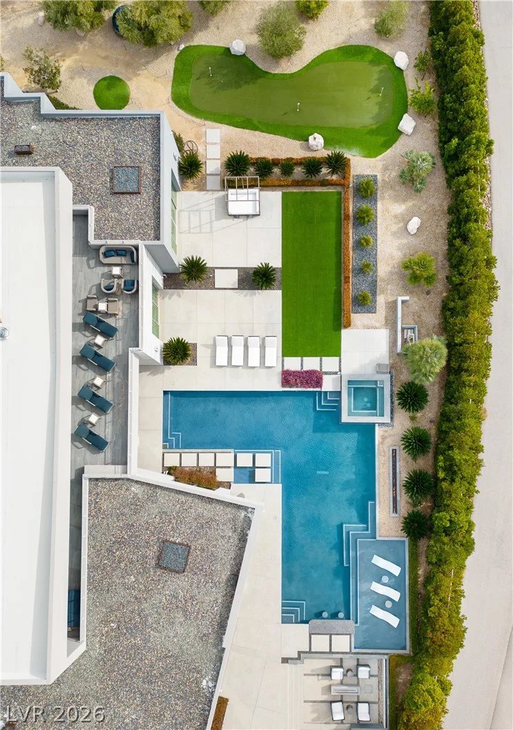 19 Flying Cloud, Las Vegas, NV 89135