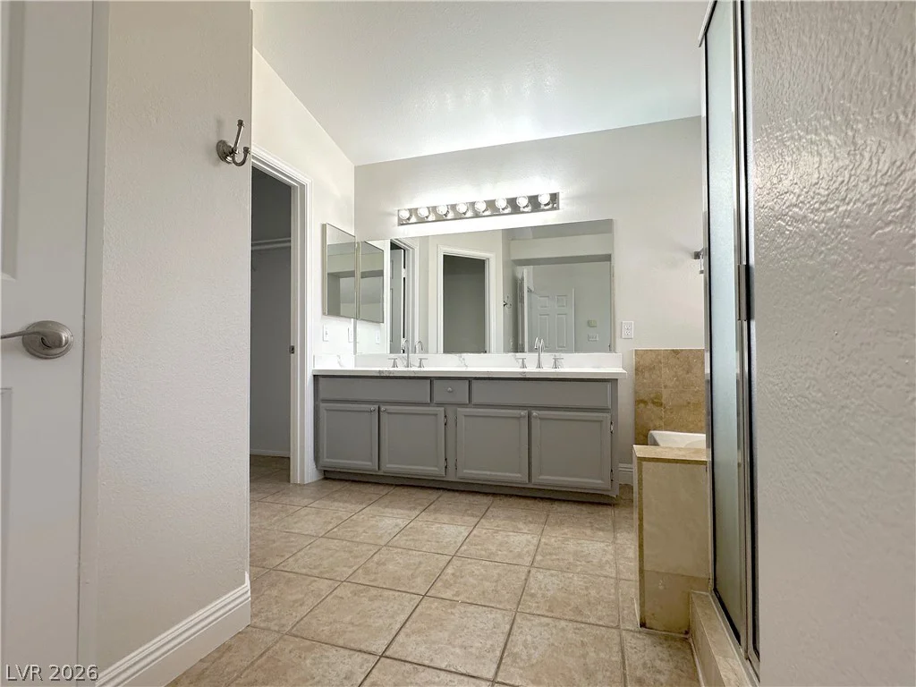 7604 Cruz Bay, Las Vegas, NV 89128