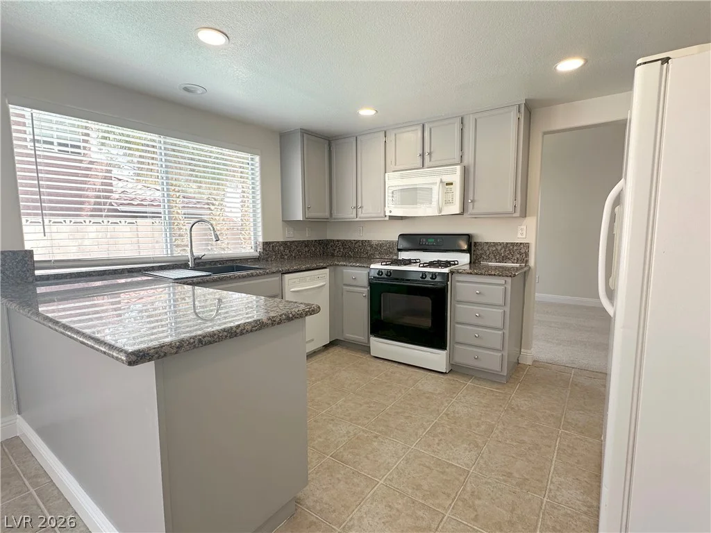 7604 Cruz Bay, Las Vegas, NV 89128